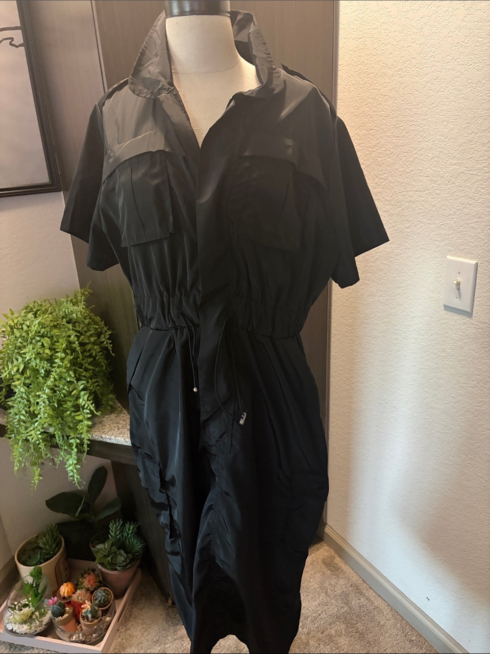 Mom Black Short-Sleeve Drawstring Waist Shirt Dress